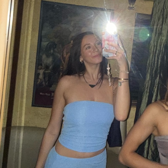 Meet your Posher, Sara - Picture 1 of 1